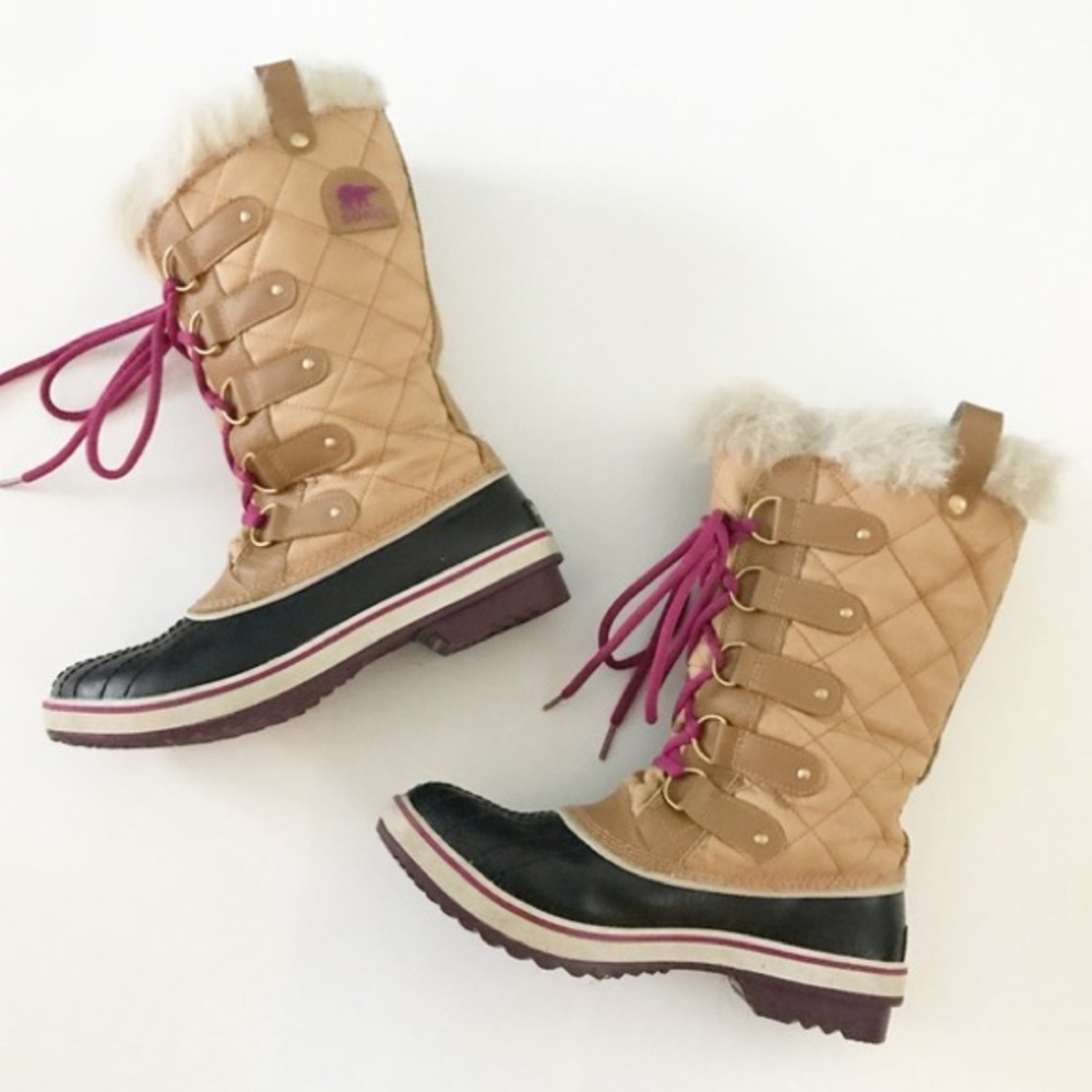 Sorel Tofino Waterproof Lace-Up Snow Boots